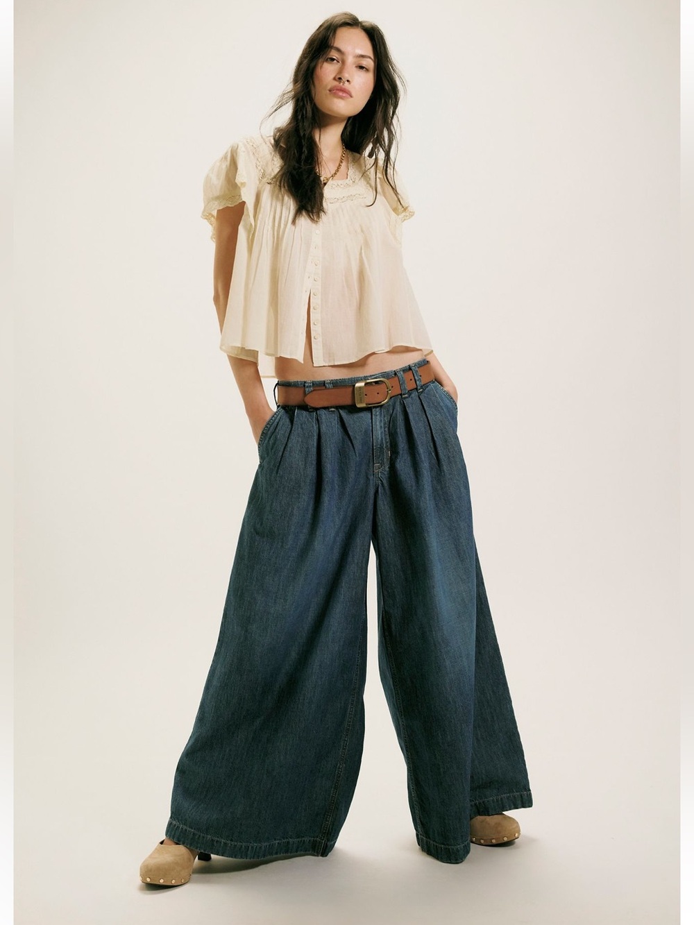 NWT FREE PEOPLE WE THE FREE SCOUT WIDE LEG JEANS 🔥
